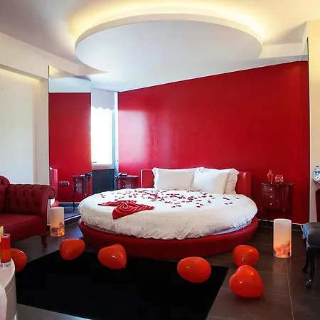 Lova & Hotel Yalova (Yalova)