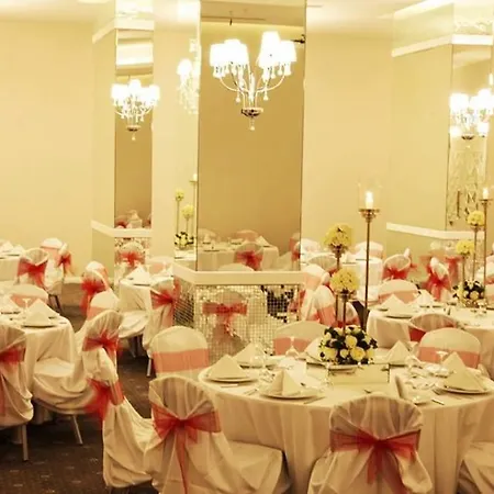 Lova & Hotel Yalova (Yalova)