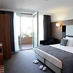 Lova & 4* Yalova