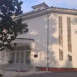 Lova & Szálloda