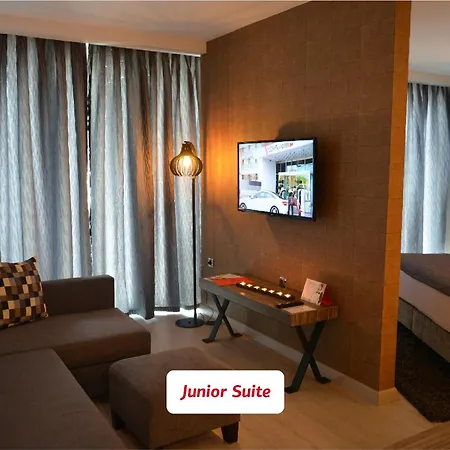 Hotel Yalova Lova & Yalova