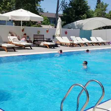 Lova & Otel