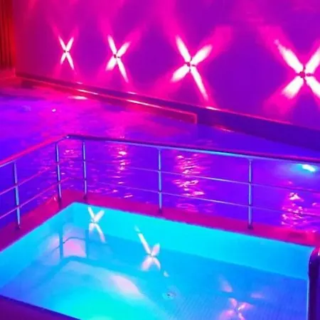 Lova & Otel