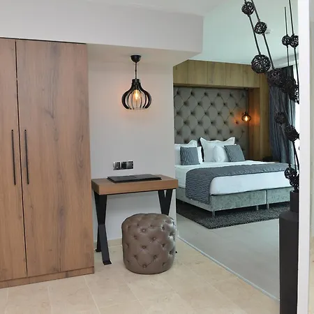 Hotel Yalova Lova & Yalova