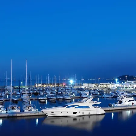 Yalova Lova & Yalova 4* Yalova (Yalova)
