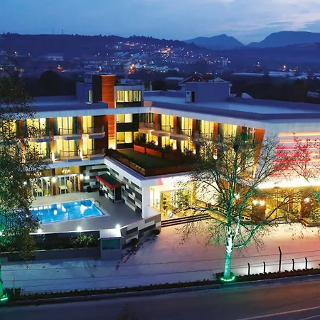 Yalova Lova & Yalova Yalova (Yalova)