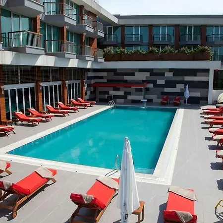 Hotel Yalova Lova & Yalova 4*