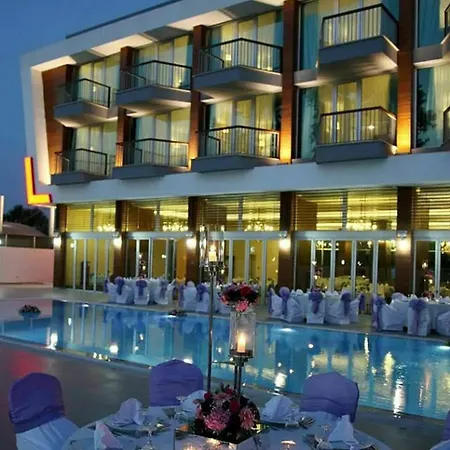 Yalova Lova & Yalova